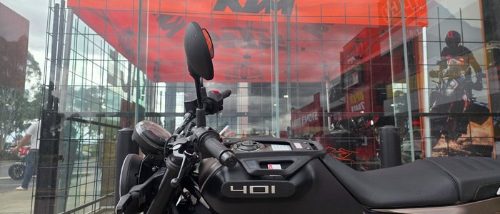 2022 HUSQVARNA SVARTPILEN 401 GREY