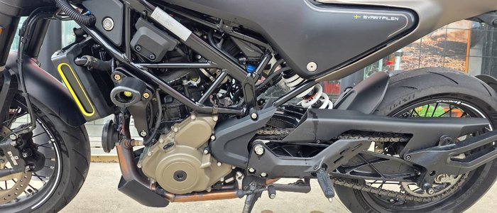 2022 HUSQVARNA SVARTPILEN 401 GREY