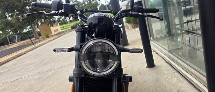 2022 HUSQVARNA SVARTPILEN 401 GREY