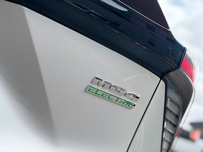 2024 MG MG4 Excite 51