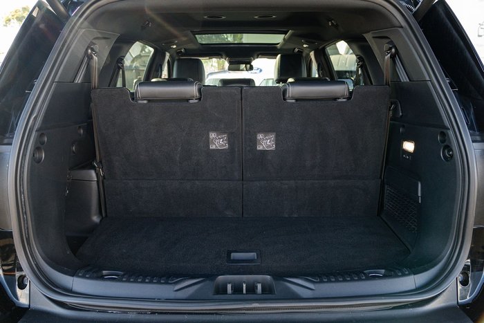 2022 Ford Everest Platinum