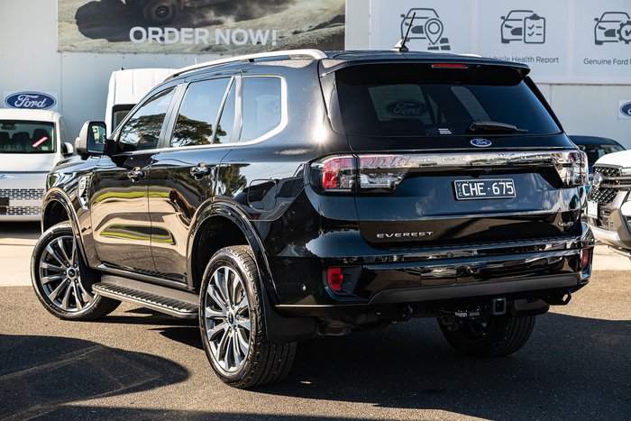 2022 Ford Everest Platinum