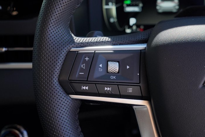 2025 Mitsubishi Outlander LS