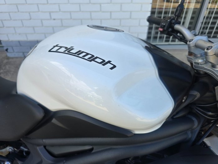 2012 Triumph SPEED TRIPLE (ABS) White