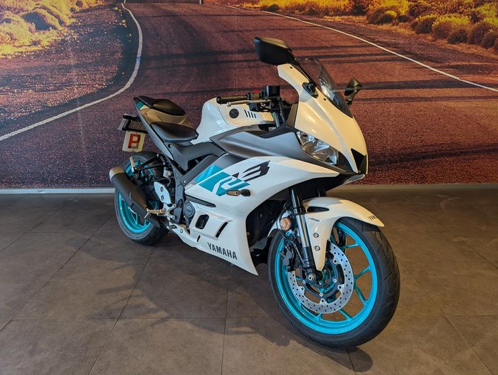 2023 Yamaha YZF-R3 R3 White