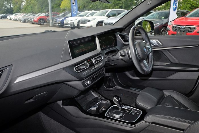 2022 BMW 2 Series 220i M Sport