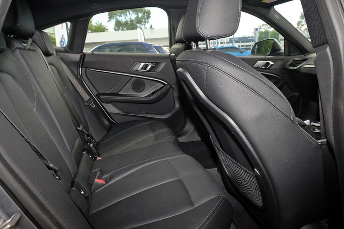 2022 BMW 2 Series 220i M Sport