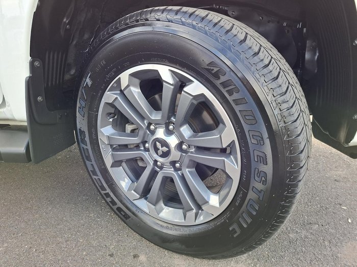 2022 Mitsubishi Triton GLS