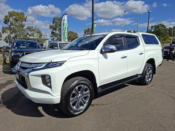 2022 Mitsubishi Triton GLS
