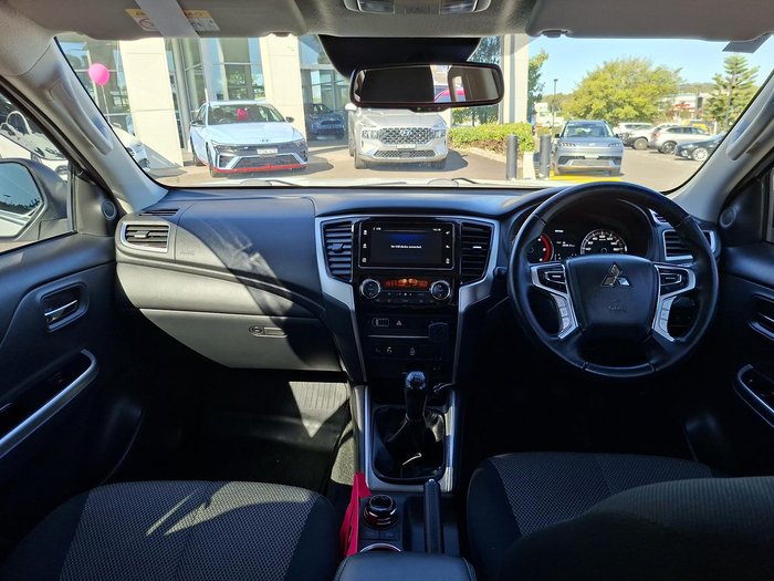 2022 Mitsubishi Triton GLS