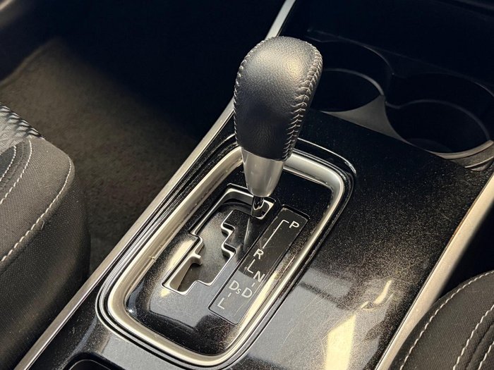 2020 Mitsubishi Outlander ES