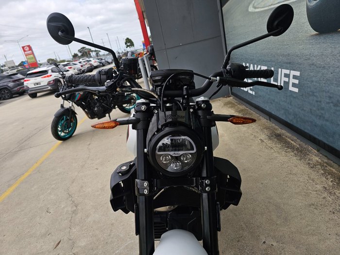 2022 INDIAN FTR 1200 S White