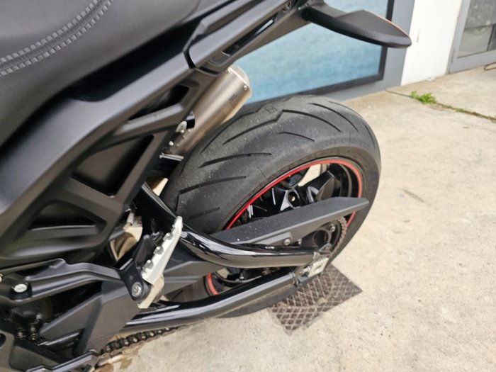 2022 INDIAN FTR 1200 S White