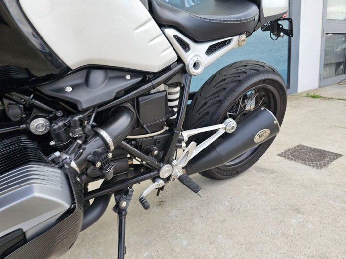 2015 BMW Motorrad R NINE T Black