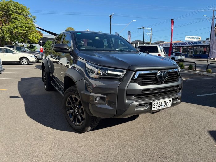 2024 Toyota Hilux