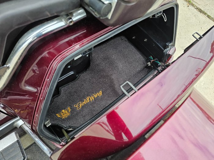 1989 Honda GL1500A (GOLDWING) Maroon