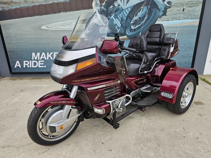 1989 Honda GL1500A (GOLDWING) Maroon