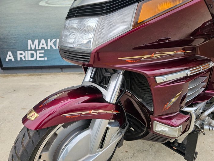 1989 Honda GL1500A (GOLDWING) Maroon
