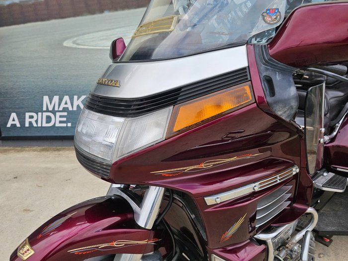 1989 Honda GL1500A (GOLDWING) Maroon