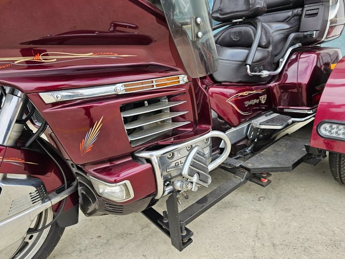 1989 Honda GL1500A (GOLDWING) Maroon
