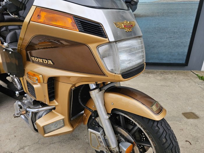 1985 Honda GL1200AE (GOLDWING ASPENCADE) GOLD