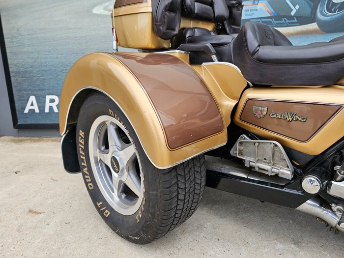 1985 Honda GL1200AE (GOLDWING ASPENCADE) GOLD