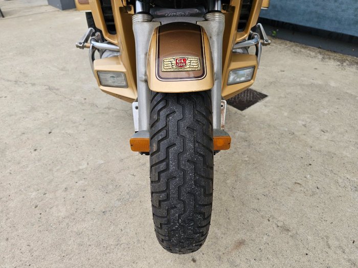 1985 Honda GL1200AE (GOLDWING ASPENCADE) GOLD