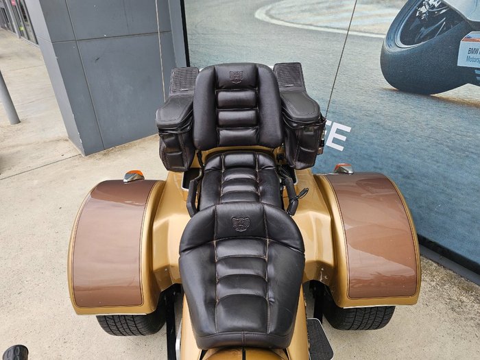 1985 Honda GL1200AE (GOLDWING ASPENCADE) GOLD