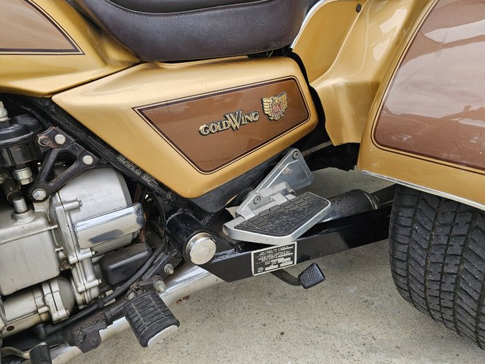 1985 Honda GL1200AE (GOLDWING ASPENCADE) GOLD