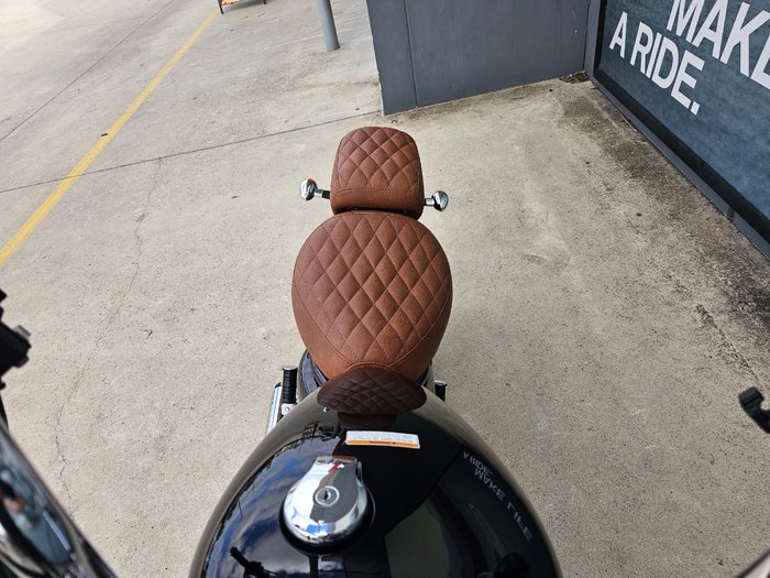 2011 Yamaha XV250 (VIRAGO VX250S, VX250R) Black