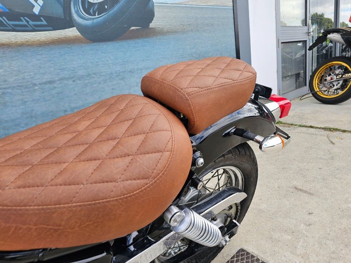 2011 Yamaha XV250 (VIRAGO VX250S, VX250R) Black