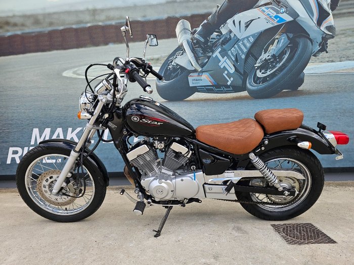 2011 Yamaha XV250 (VIRAGO VX250S, VX250R) Black