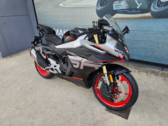 2026 CFMOTO 450 SR ABS Black