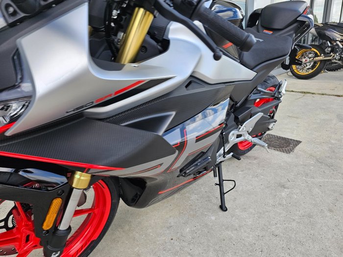 2026 CFMOTO 450 SR ABS Black