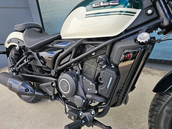 2025 CFMOTO 250 CL-C Green