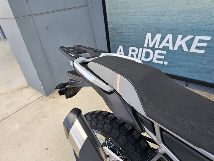 2026 CFMOTO 450 MT Black