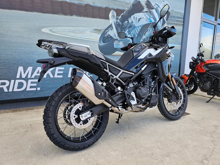 2026 CFMOTO 450 MT Black