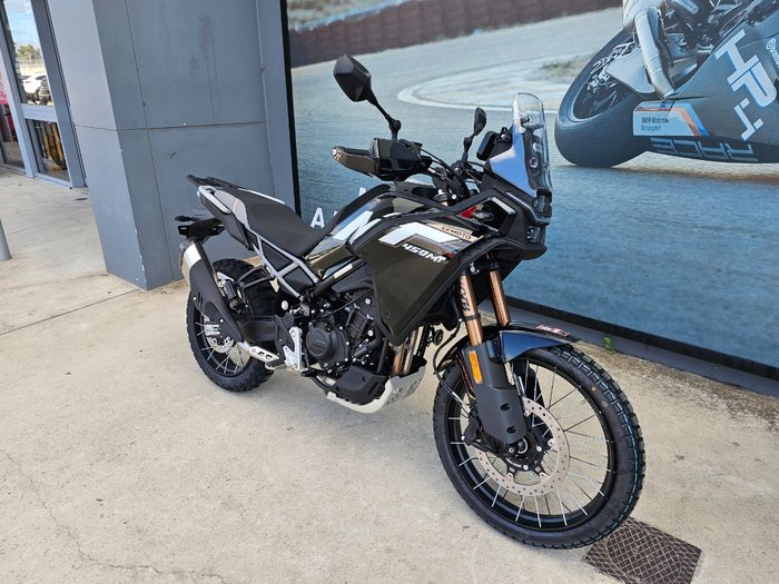 2026 CFMOTO 450 MT Black