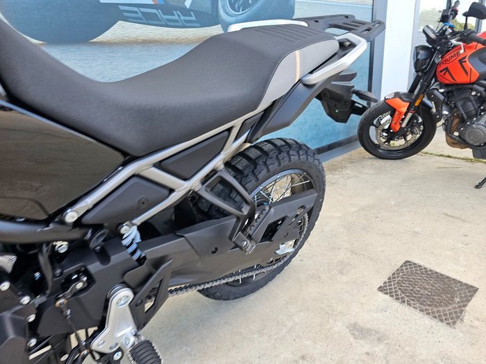 2026 CFMOTO 450 MT Black