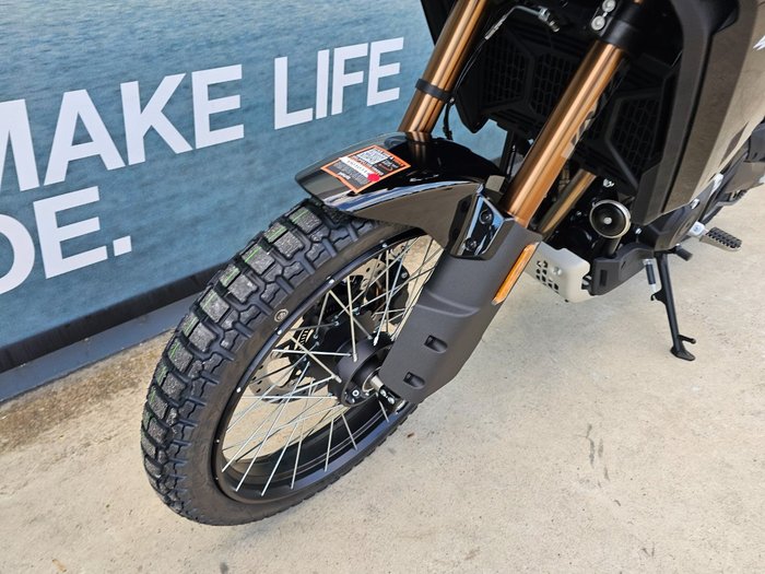 2026 CFMOTO 450 MT Black