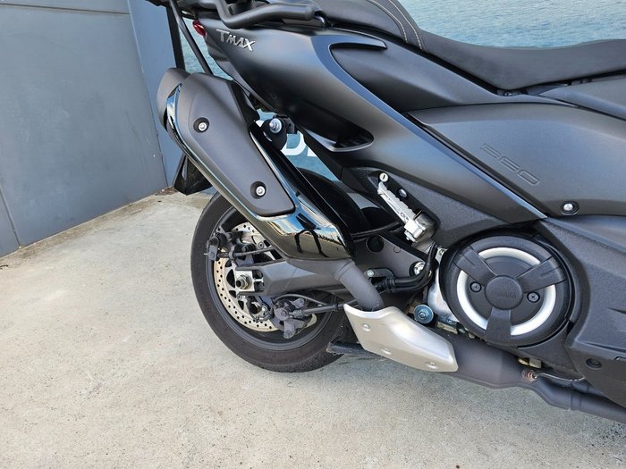 2021 Yamaha TMAX 560 (ABS) LOW GLOSS BLACK