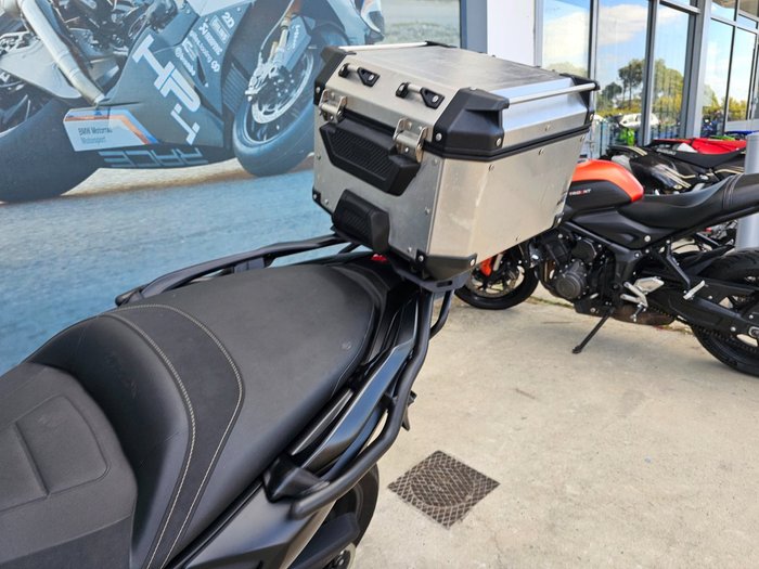 2021 Yamaha TMAX 560 (ABS) LOW GLOSS BLACK