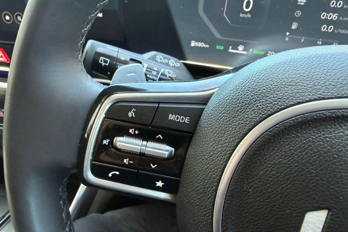 2024 Kia Carnival GT-Line HEV