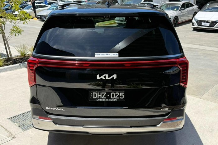 2024 Kia Carnival GT-Line HEV