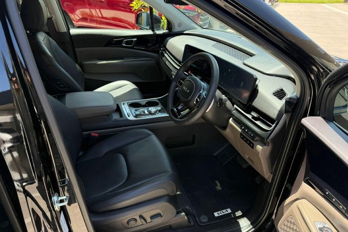 2024 Kia Carnival GT-Line HEV
