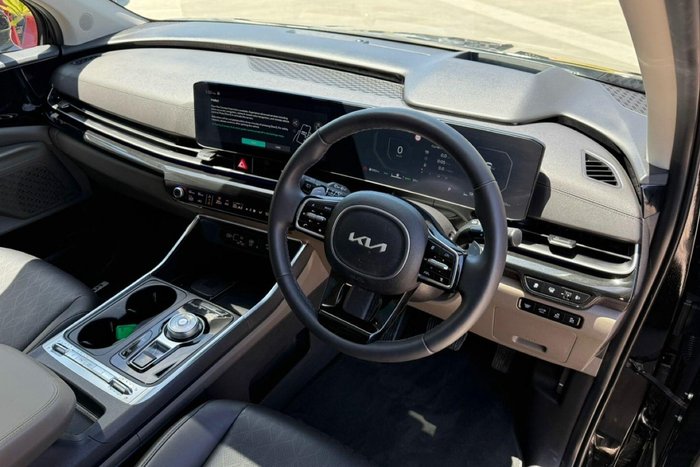 2024 Kia Carnival GT-Line HEV