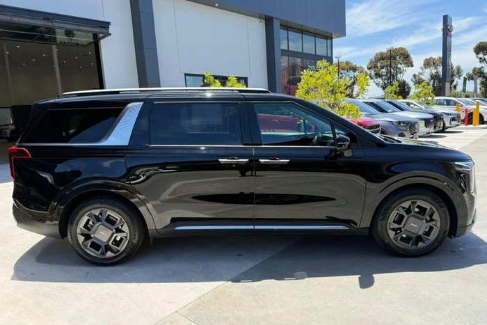 2024 Kia Carnival GT-Line HEV