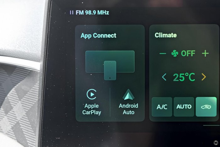 2025 MG MG3 Essence MY25 Dover White