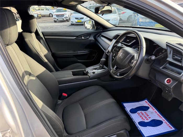 2020 HONDA CIVIC VTi-L