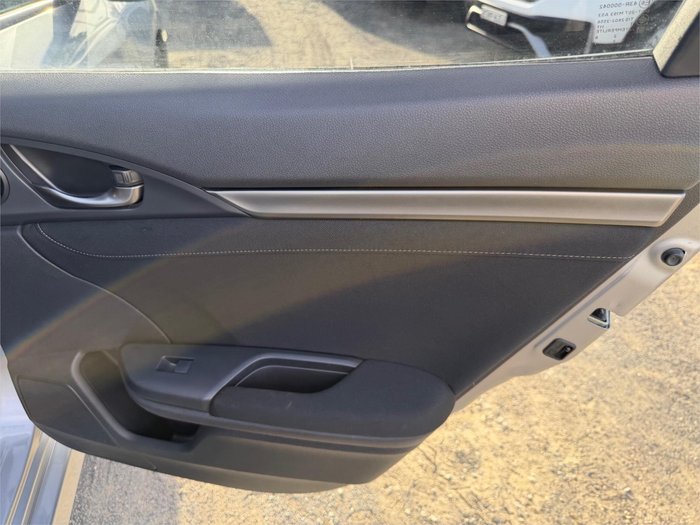 2020 HONDA CIVIC VTi-L